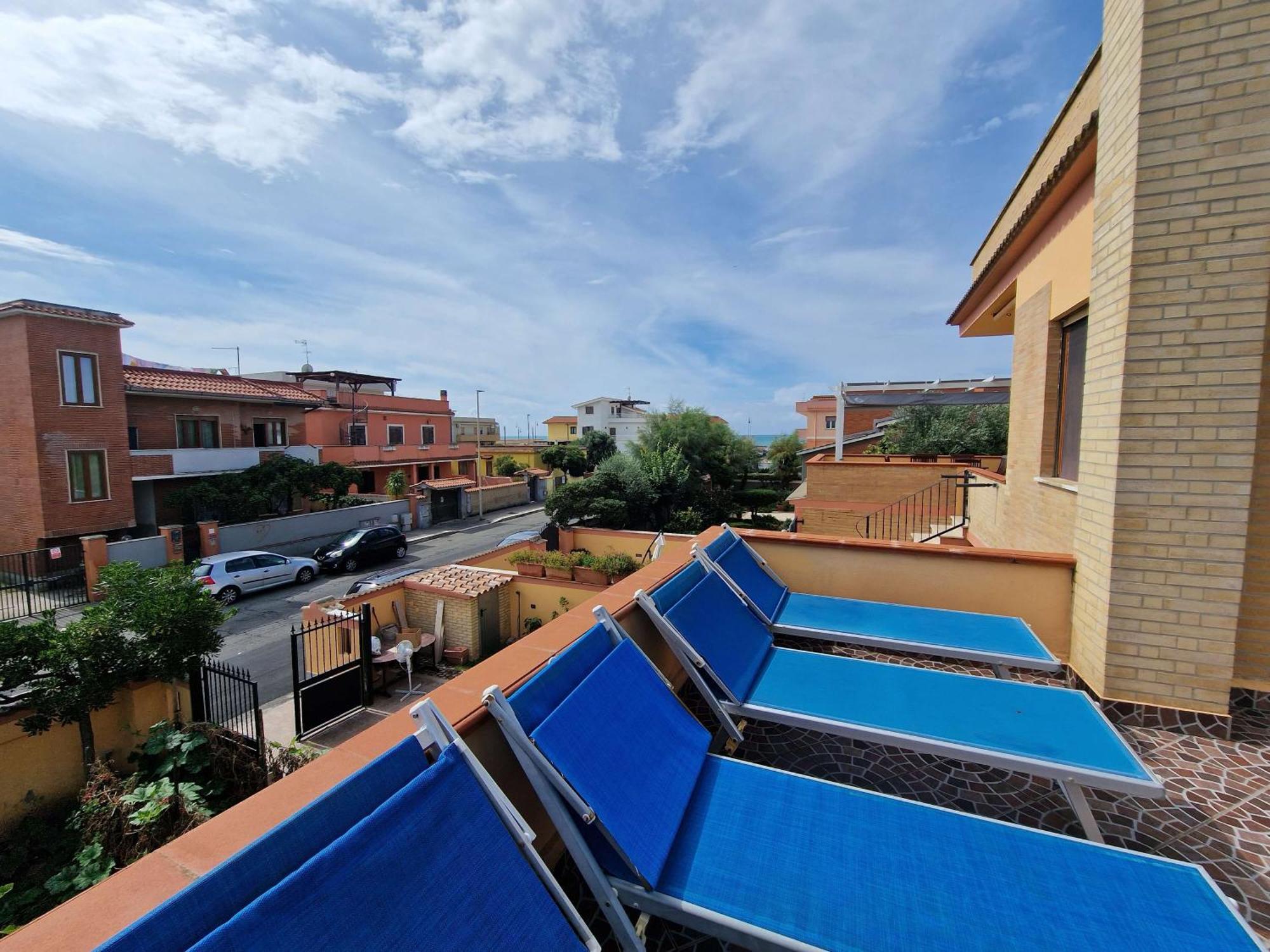 Vista Mare House Apartment Fiumicino Exterior photo