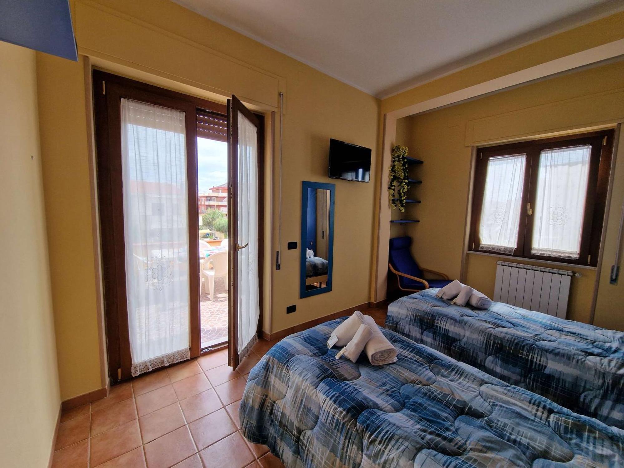 Vista Mare House Apartment Fiumicino Exterior photo